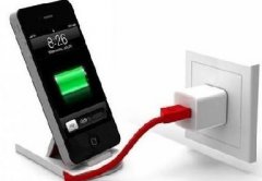 這8種最傷手機(jī)的充電方式你犯了嗎？